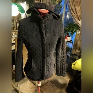 Vetements Women's Black Quilted Puffer Jacket